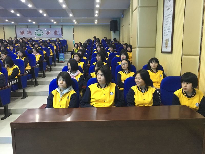学生画面2.jpg